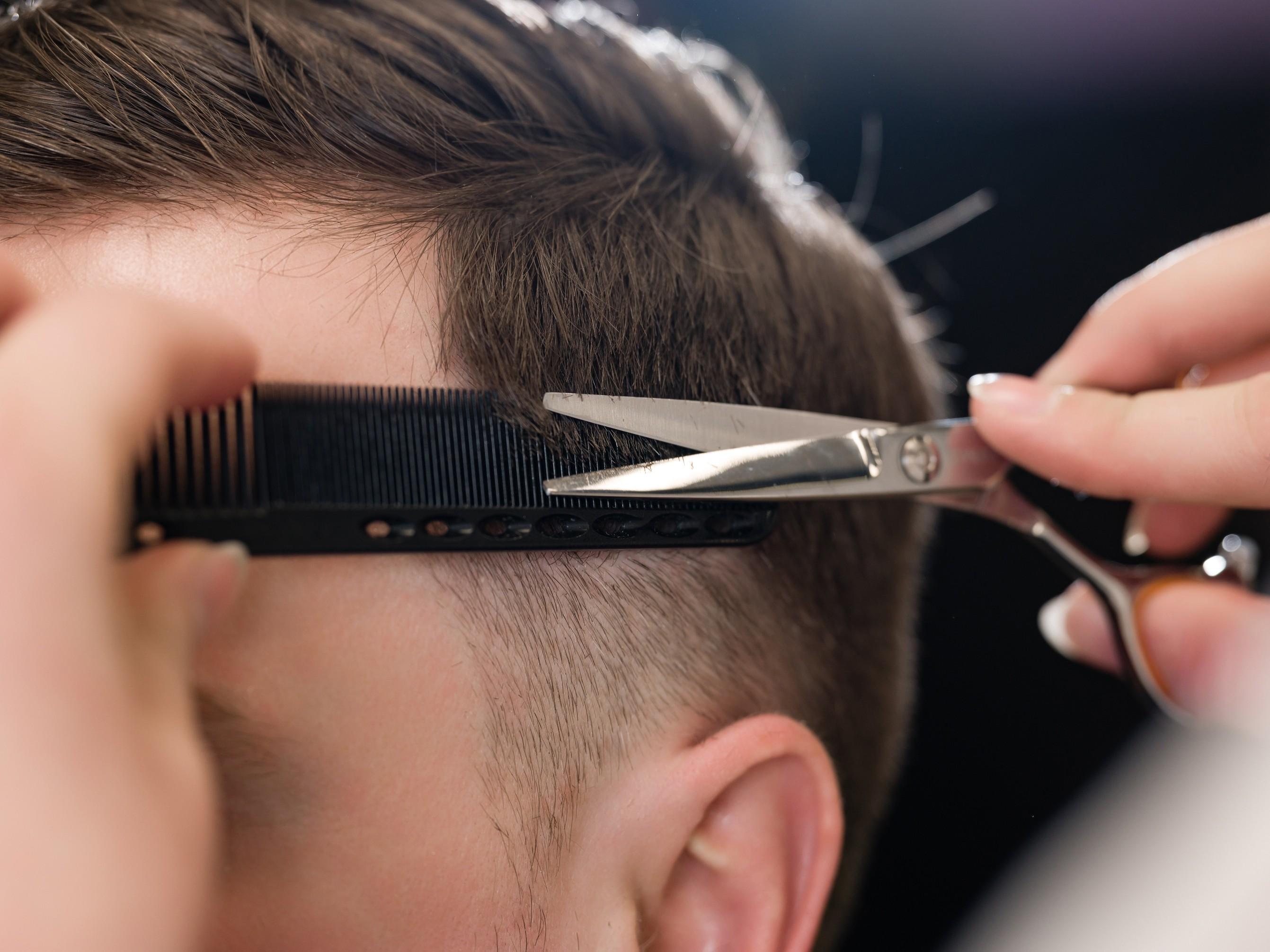 Haircut Series剪发系列